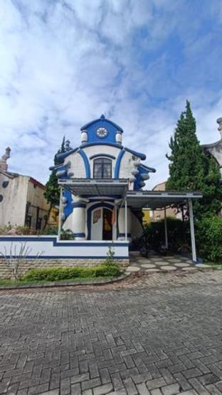 Villa Dalia Puncak NA4 11 — 4-Star Luxury Hotel in Cianjur, Indonesia