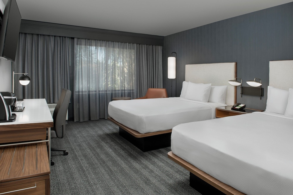 Courtyard by Marriott San Diego Carlsbad - photo 13