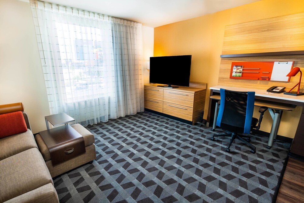 TownePlace Suites By Marriott Las Vegas Stadium District - photo 13