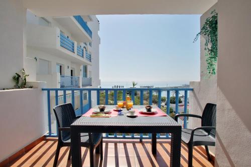 Apartamento El Faro Leisure Port — 4-Star Luxury Hotel in Estepona, Spain