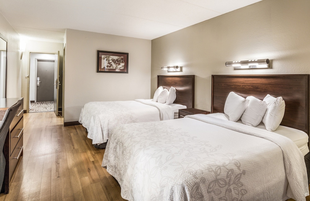 Red Roof Inn PLUS Boston Woburn Burlington - photo 9