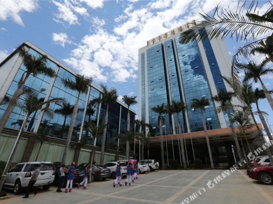 Hengzhong Yuanquan Hotel — hotel in Micheng