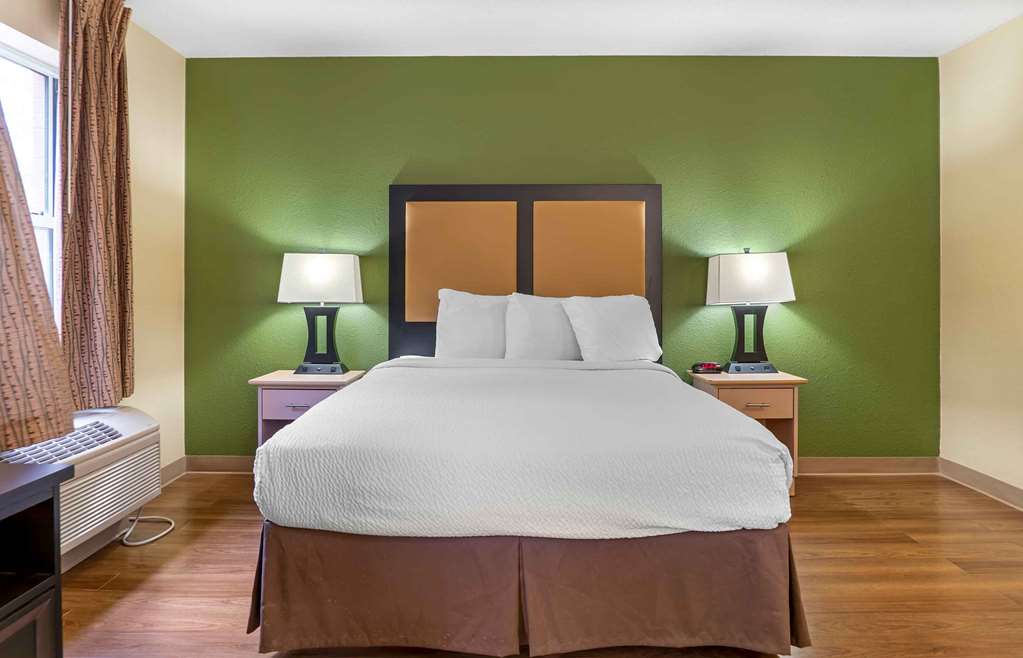 Extended Stay America Suites Detroit Novi Orchard Hill Place - photo 17