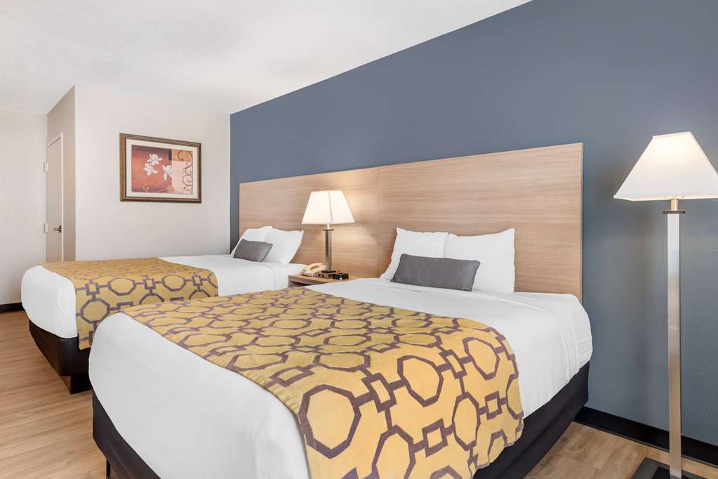 Baymont by Wyndham Kennesaw - photo 9