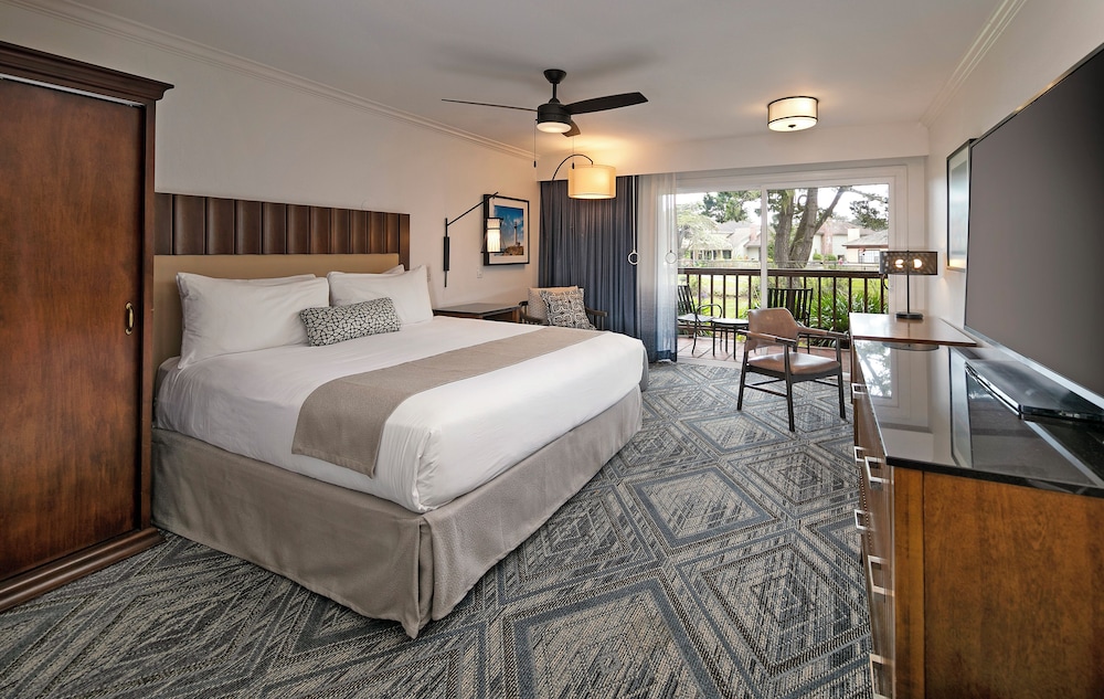 Half Moon Bay Lodge - photo 17