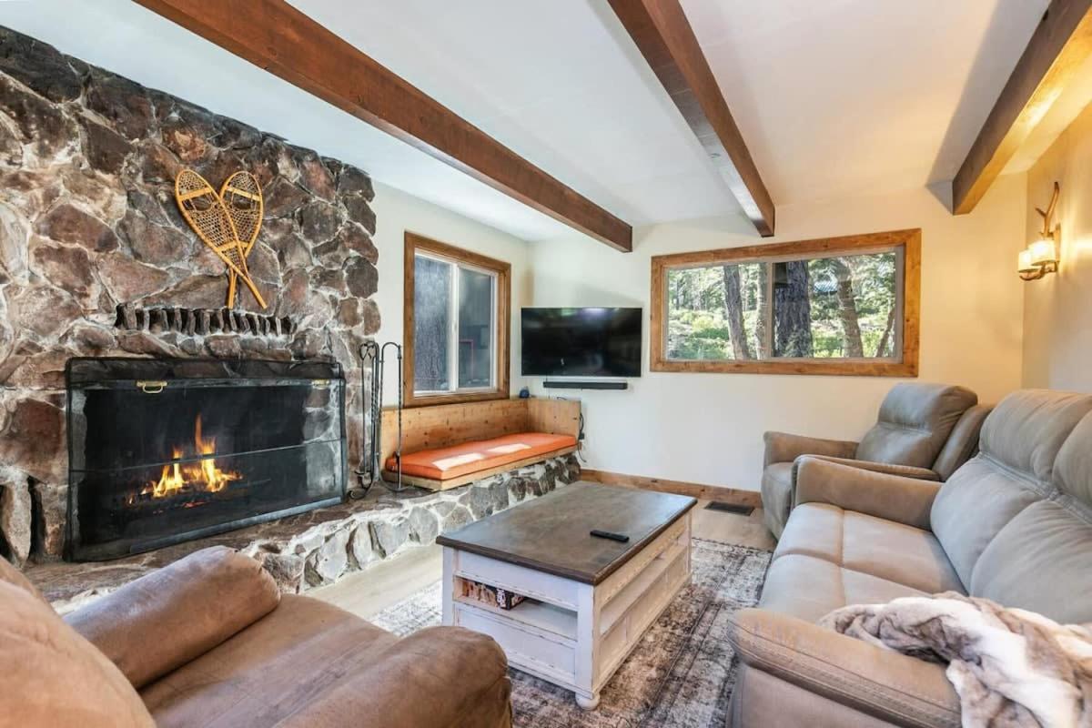Brand New 3BDR Cabin 4 Min to Ski Resort and Beach — hotel in Tahoma