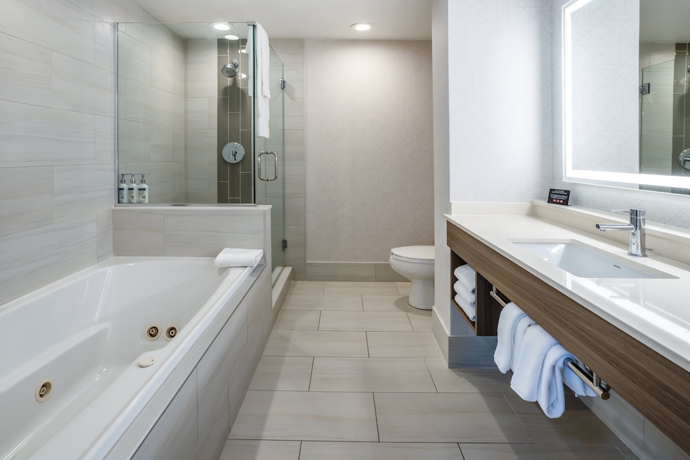 Holiday Inn Express Hotel & Suites New Tampa I 75 by IHG - photo 23