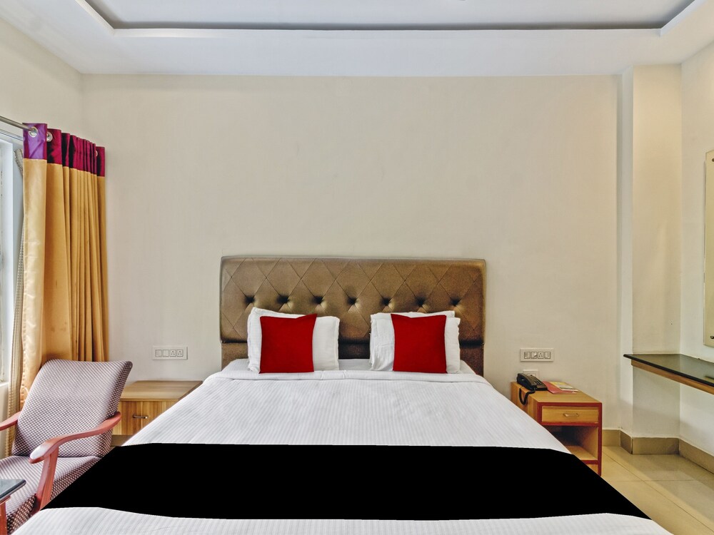 Capital O 43238 The Taj Regency in Guntur, India