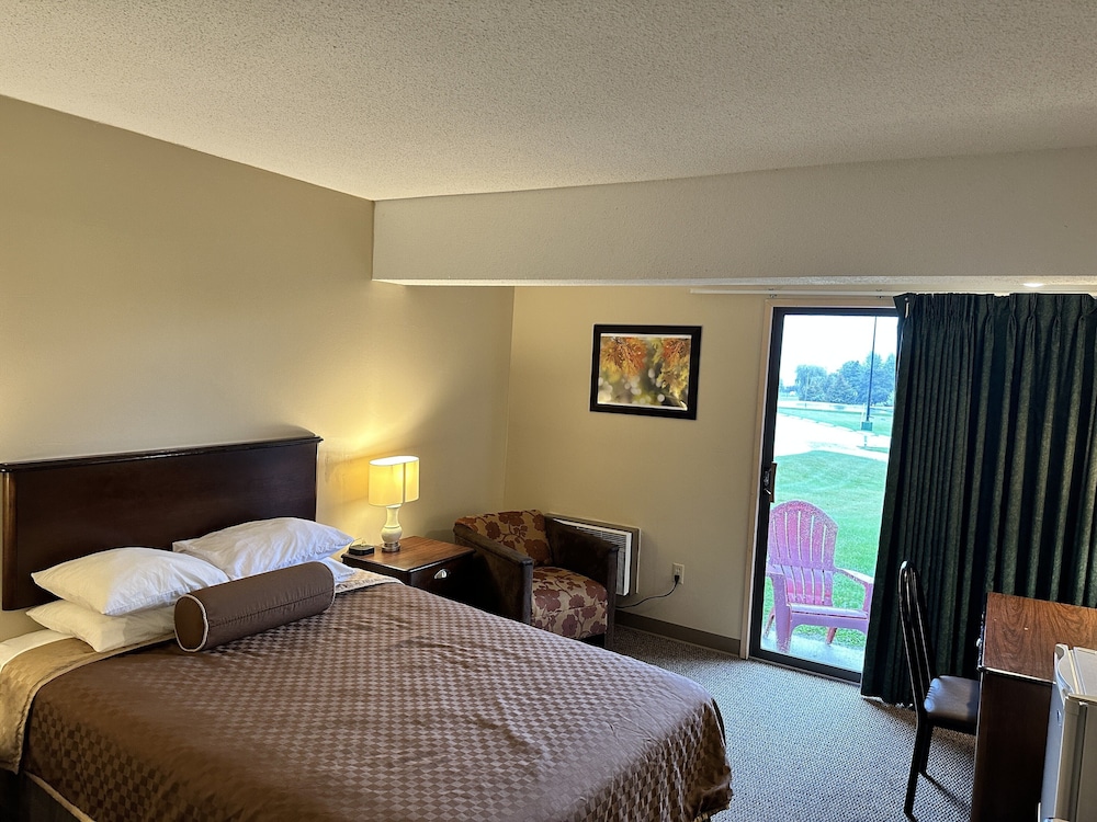 Cedar Hill Lodge - photo 30