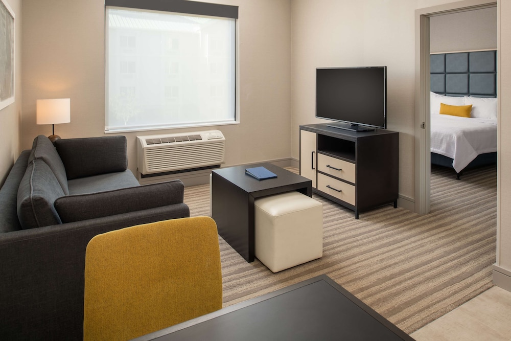 Homewood Suites by Hilton Belmont - photo 17