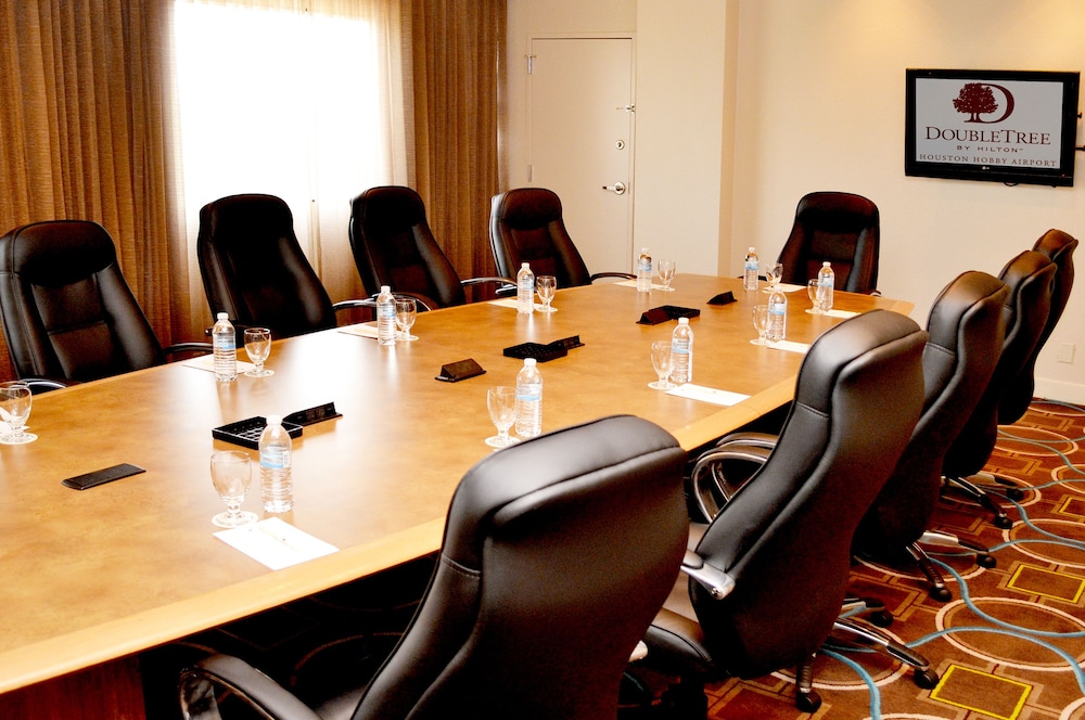 Doubletree by Hilton Houston Hobby Airport - photo 47