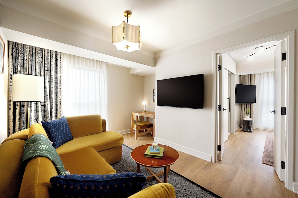 Hutton Hotel - photo 23