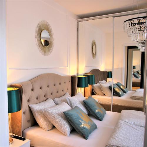 Apartament Grand Royal Maris Ustka najlepsza lokalizacja bardzo blisko portu i plaży parking nowy kameralny apartamentowiec ścisłe centrum — 4-Star Luxury Hotel in Ustka, Poland
