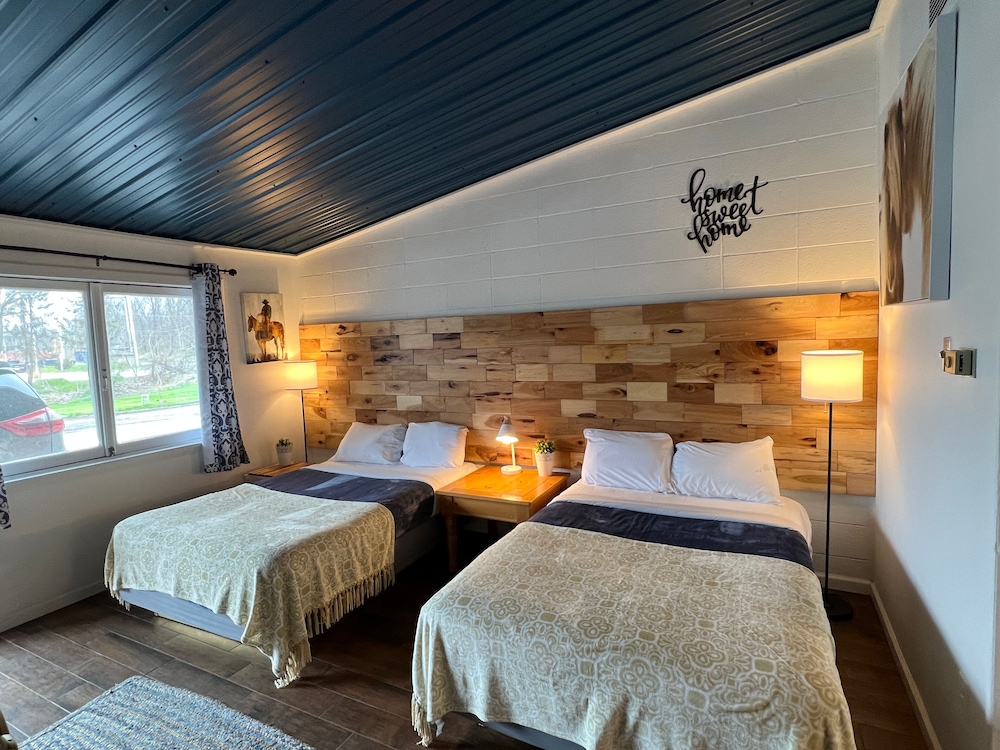 Sussex Motel - photo 11