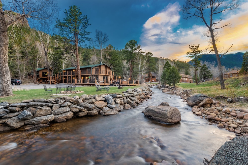 4 Seasons Inn on Fall River — hotel in Estes Park