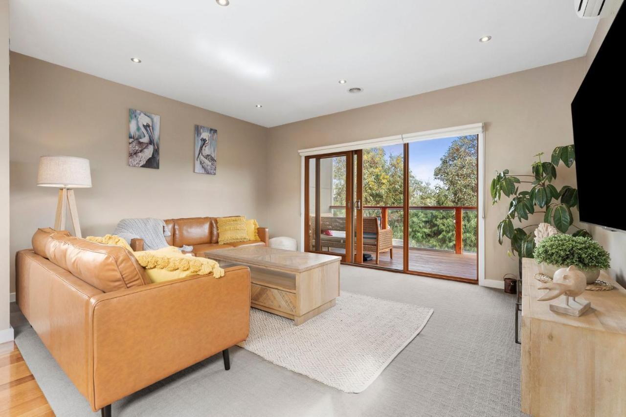 Over the Dunes To the Beach in Seconds — carbon neutral stay, Ocean Grove