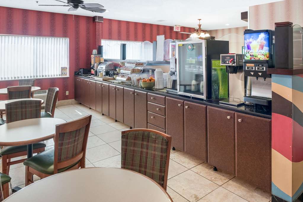 Quality Inn & Suites Mankato East - photo 25