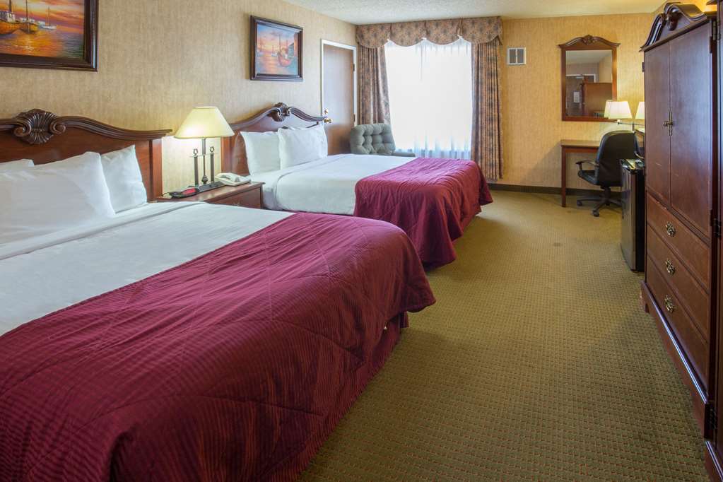 Days Inn by Wyndham Eureka CA - photo 12