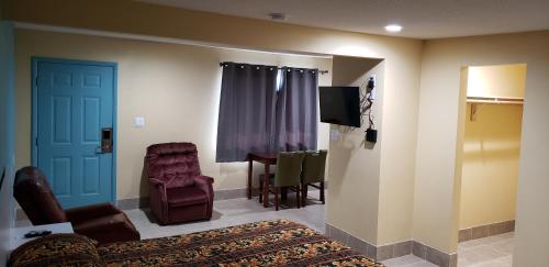 Westernaire Motel - photo 48