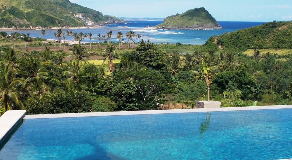 Blue Monkey Villas Resort & Ocean View - last minute hotel in Kuta