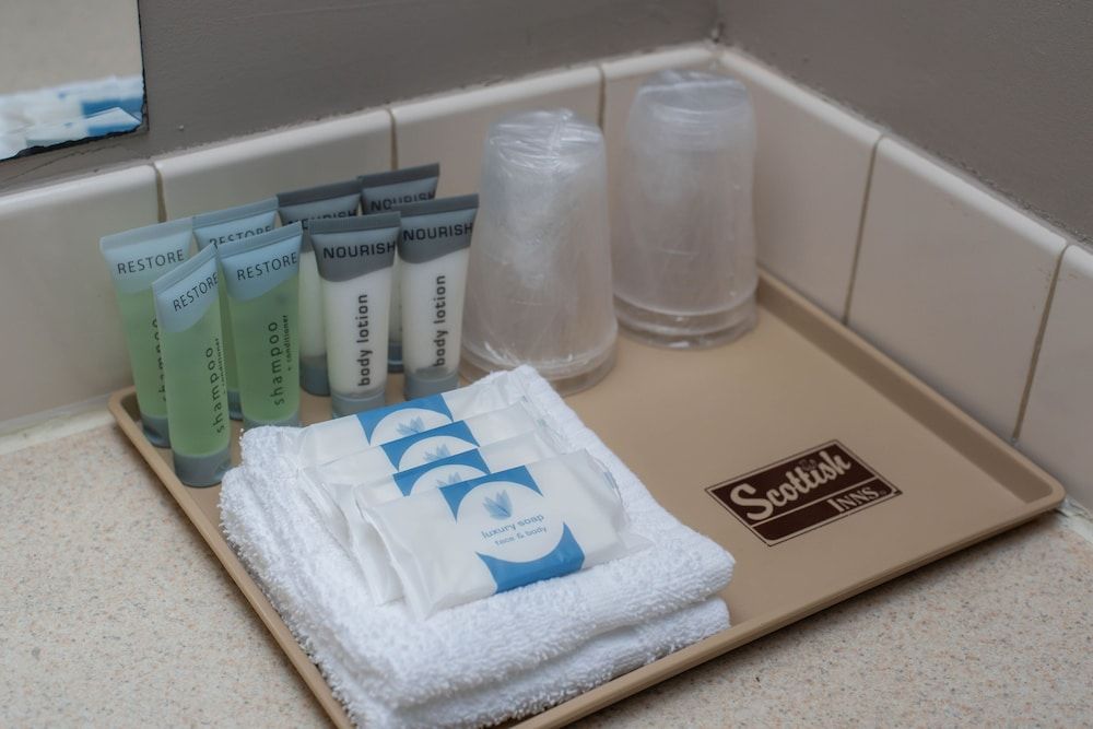 Scottish Inns and Suites - photo 5