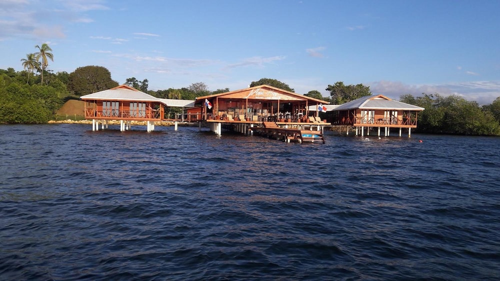 Aqui Hoy in Bastimentos, Panama