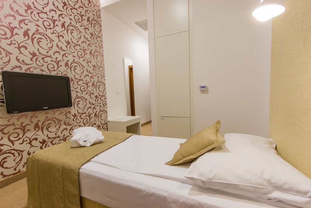 Rimske terme Hotel Sofijin Dvor — Lasko — photo 4