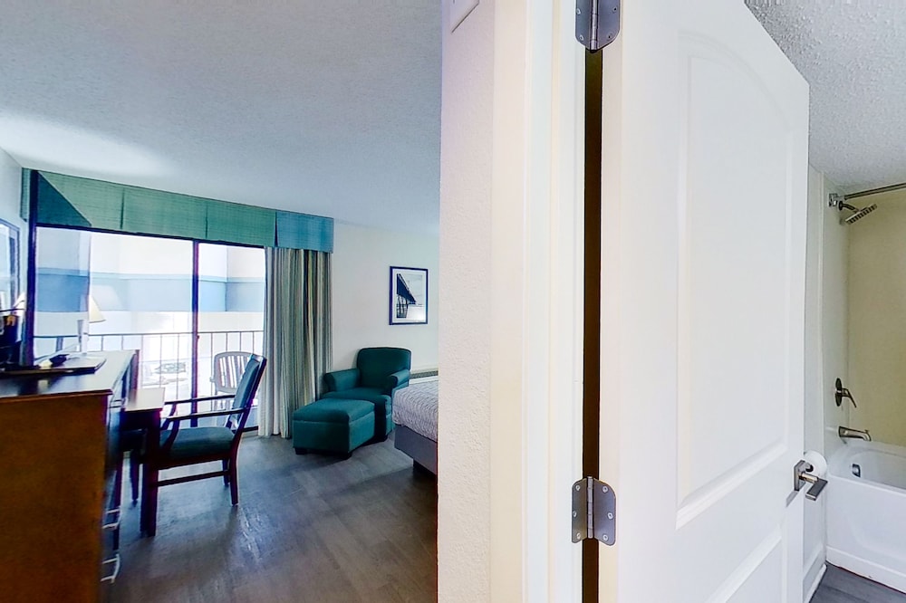 Carolinian Beach Resort by Vacasa - photo 53