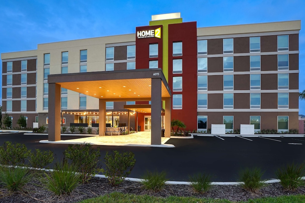 Home2 Suites by Hilton Lakewood Ranch - photo 46