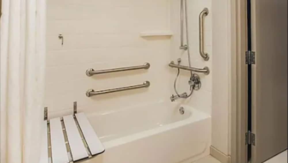 Holiday Inn Express Minneapolis West Plymouth by IHG - photo 21