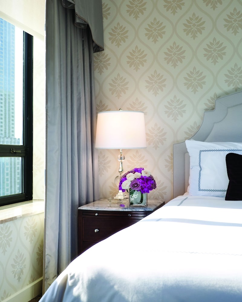 The Ritz Carlton Chicago photo 3