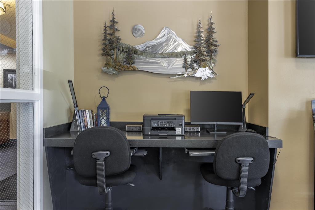 Best Western Plus Columbia River Inn - photo 8