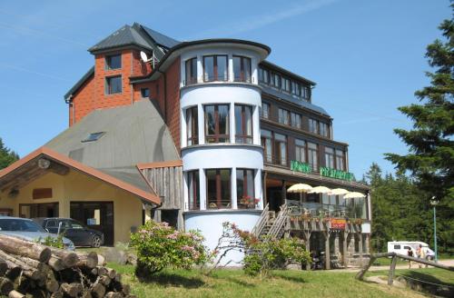 Les Terrasses du Lac Blanc Studios & Appartements - carbon neutral hotel in Orbey