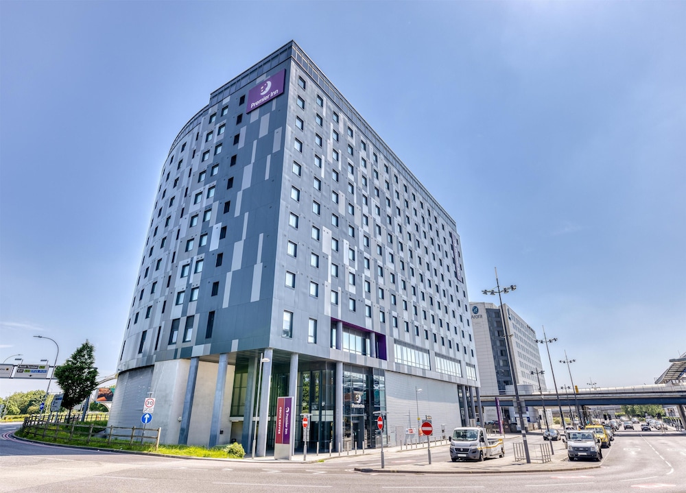 Premier Inn London Gatwick Airport North Terminal Hotel