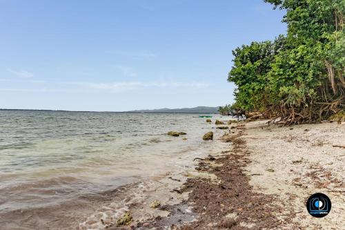 Sondol Beach House — 4-Star Luxury Hotel in Loon, Philippines