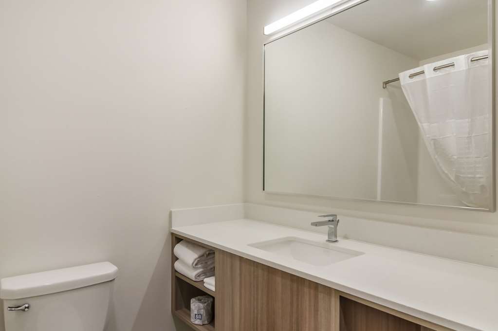 WoodSpring Suites Tacoma Lakewood - photo 19
