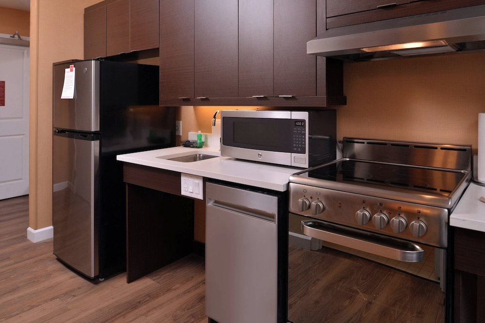 TownePlace Suites by Marriott St. Louis Chesterfield - photo 18