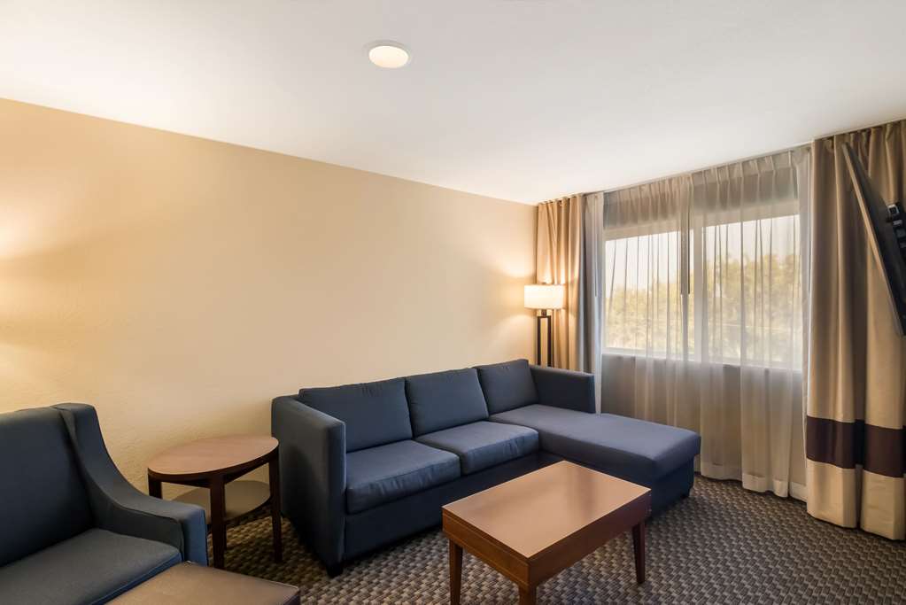 Comfort Inn Fort Morgan - photo 11