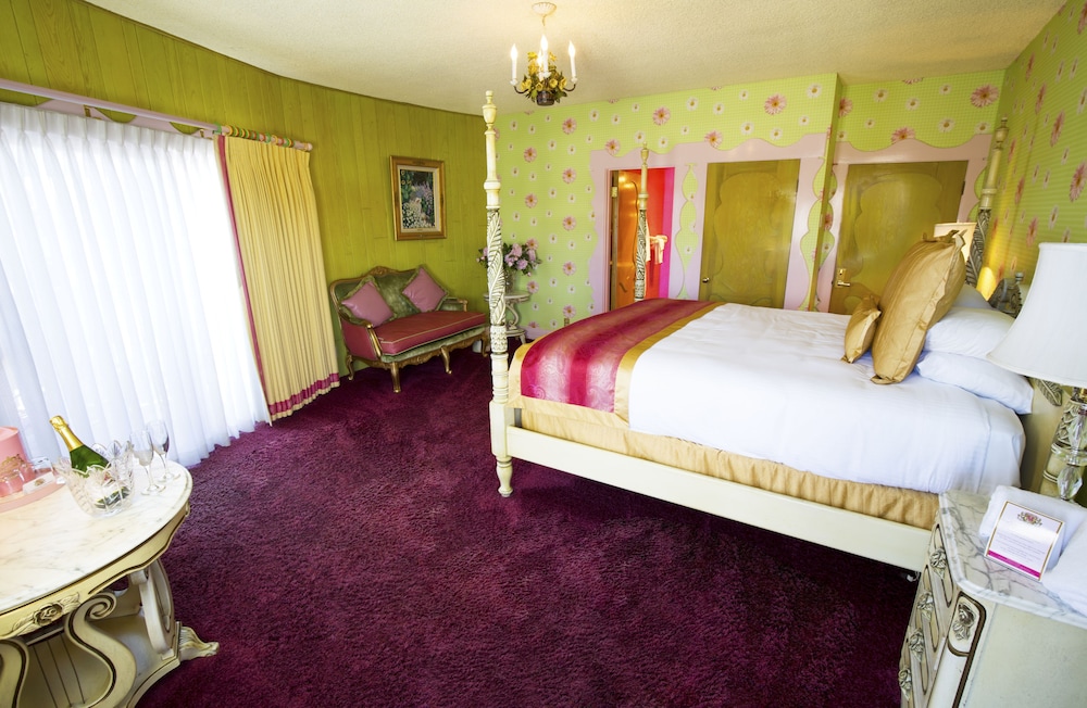 Madonna Inn - photo 51