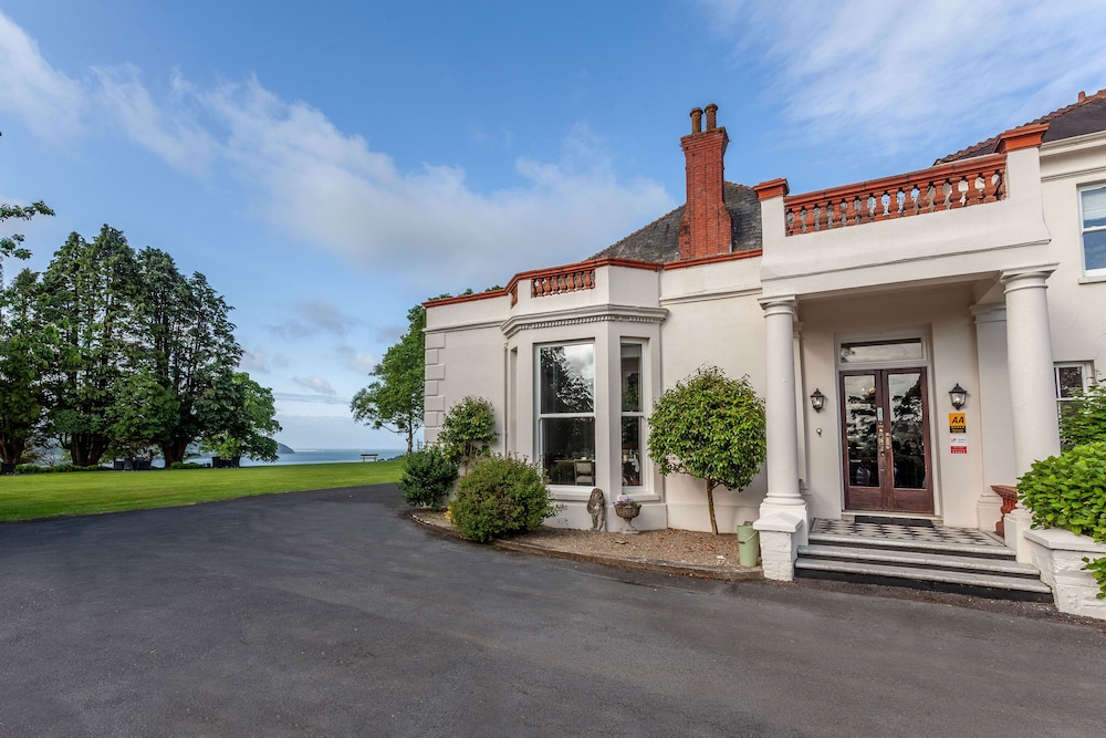 Mansion House Llansteffan — 5-Star Luxury Hotel in Carmarthen, United Kingdom