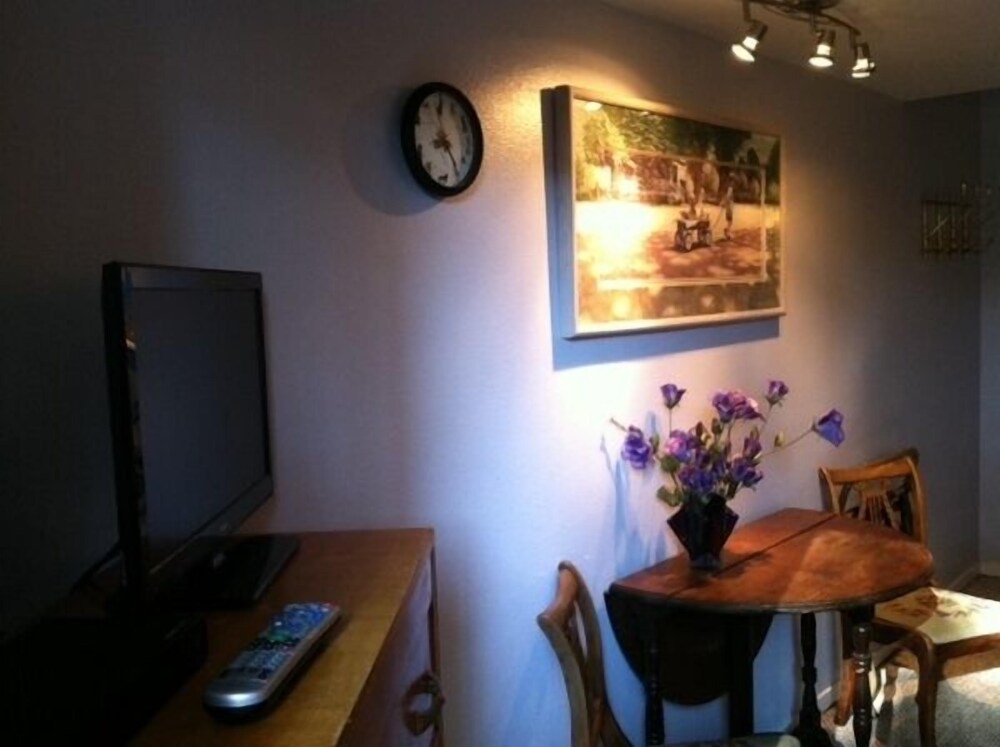 Holly's Place - photo 28