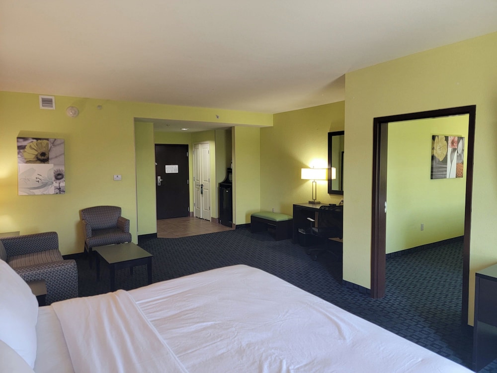 Holiday Inn Garland by IHG - photo 28