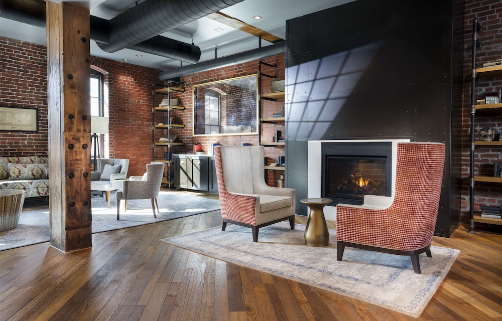 The Wilbur Lititz Tapestry Collection by Hilton - photo 8