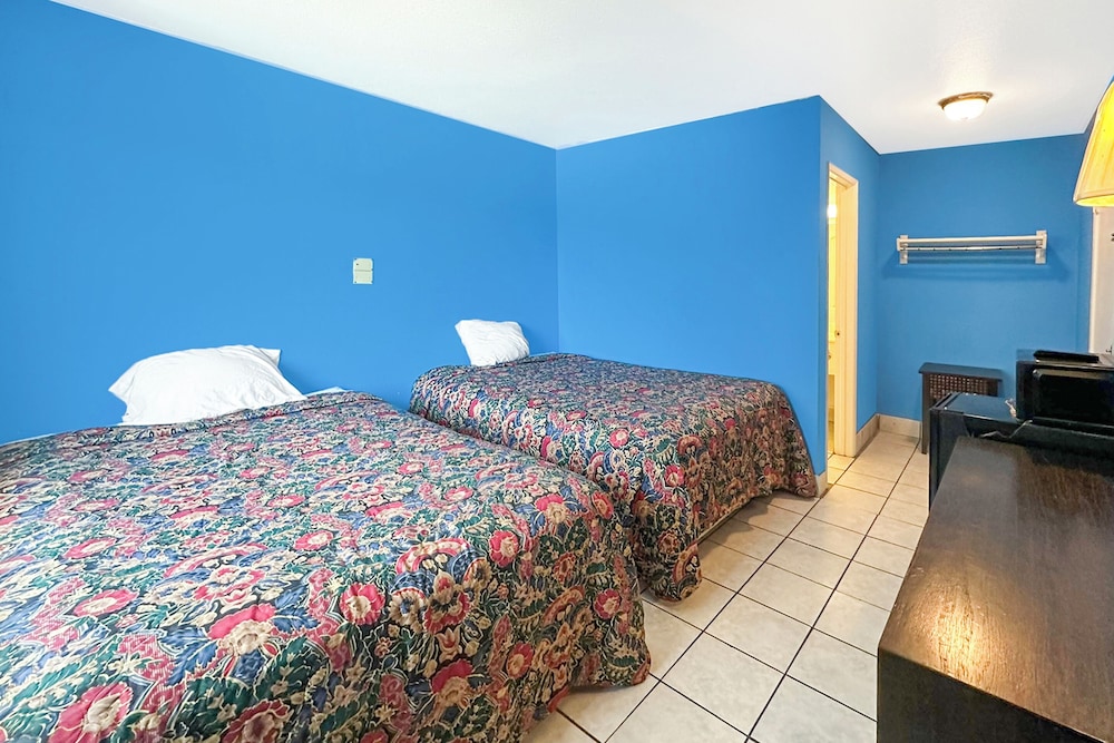 Luxury Inn by OYO Albany - photo 28
