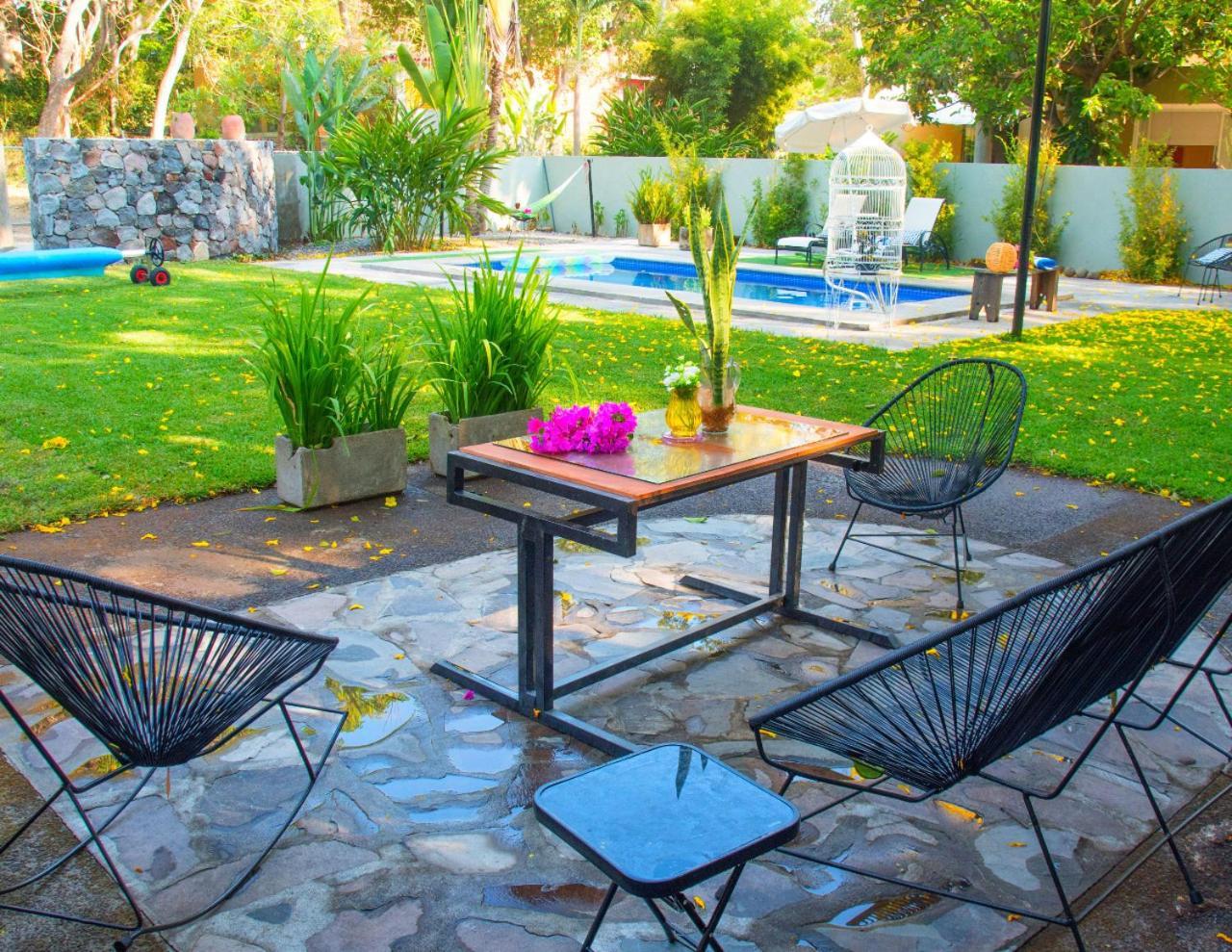 Htl & Villas Comala alberca parking céntricas Petfriendly — Comala — photo 3