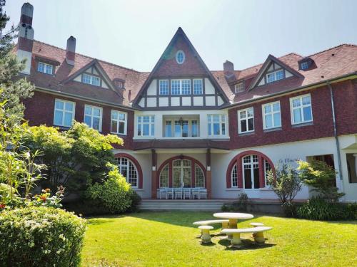 Manoir Au Coeur du Triangle D Or Au Touquet in Le Touquet-Paris-Plage, France