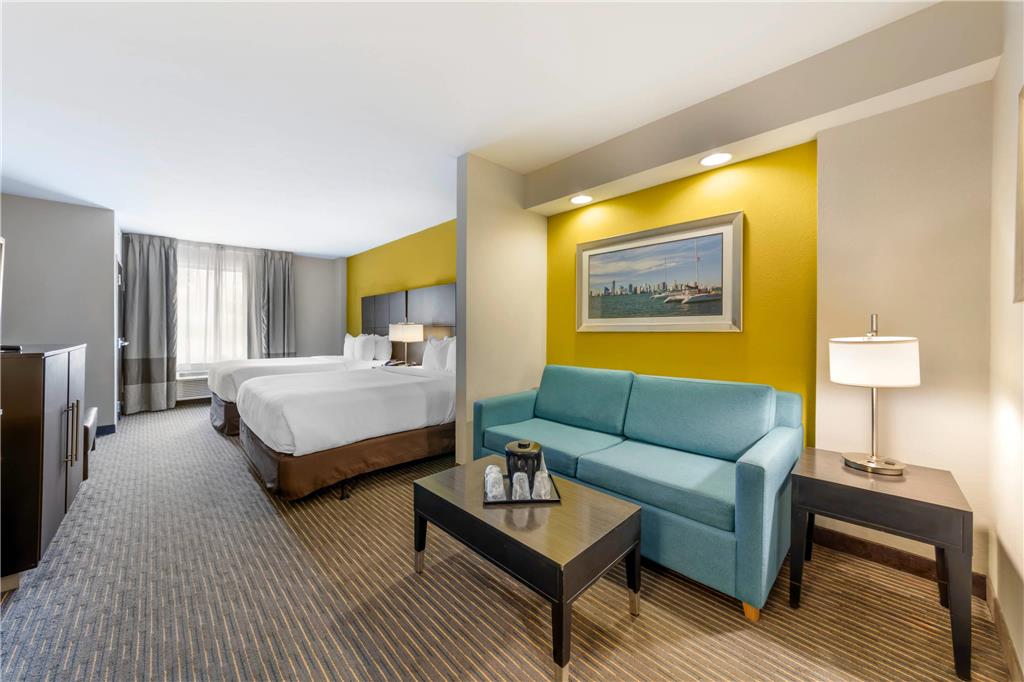 Comfort Suites Miami Airport North - photo 40