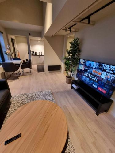 Central and Spacious Apartment for 8 — 4-Star Luxury Hotel in Trondheim, Norway