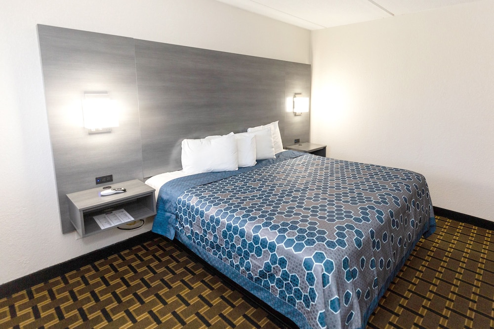 Coratel Inn & Suites by Jasper Mankato - photo 8