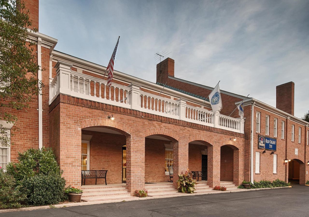 Best Western Old Colony Inn in Alexandria, United States